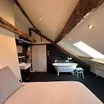Suite Versailles Quartier Saint-Louis 6 Personnes